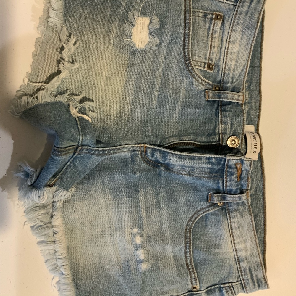 Frayed jean shorts